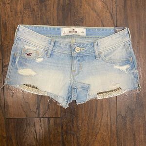 NEW Hollister Low Rise Denim Shorts Size 0/24